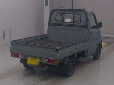 NISSAN CLIPPER TRUCK