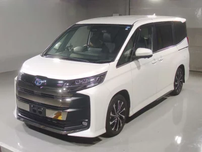 TOYOTA NOAH