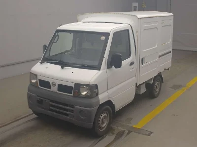 NISSAN CLIPPER TRUCK