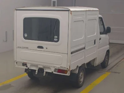NISSAN CLIPPER TRUCK