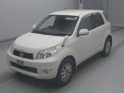 TOYOTA RUSH