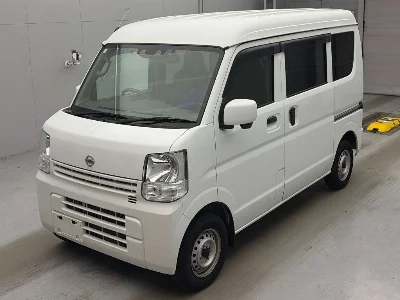 NISSAN CLIPPER VAN