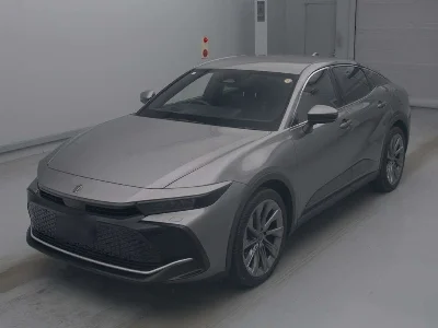 TOYOTA CROWN CROSSOVER