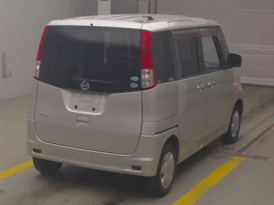NISSAN ROOX
