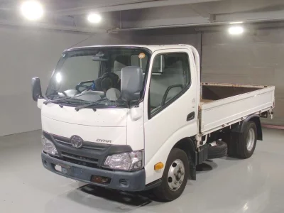 TOYOTA DYNA