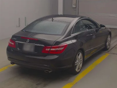 MERCEDES BENZ E CLASS