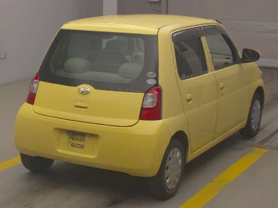 DAIHATSU ESSE