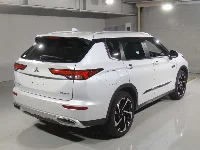 Цена авто Mitsubishi Outlander с аукционов Японии, номер кузова GN0W, пробег 48 000, оценка 3