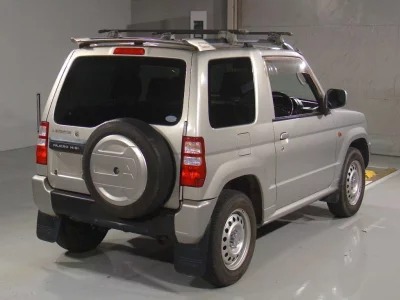 MITSUBISHI PAJERO MINI