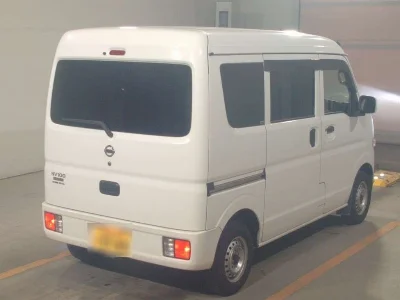 NISSAN CLIPPER VAN