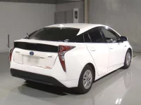 Цена авто Toyota Prius с аукционов Японии, номер кузова ZVW50, пробег 241 000, оценка 2