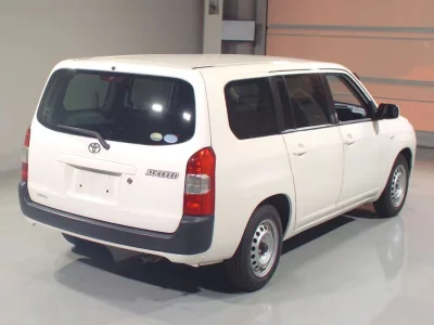 TOYOTA SUCCEED