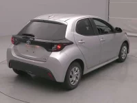 Цена авто Toyota Yaris с аукционов Японии, номер кузова MXPH10, пробег 152 000, оценка 4