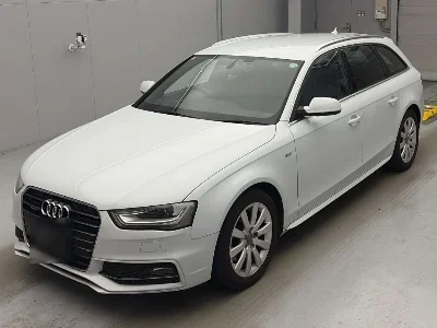 AUDI A4 AVANTE