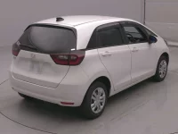 Цена авто Honda Fit с аукционов Японии, номер кузова GS6, пробег 28 000, оценка 8