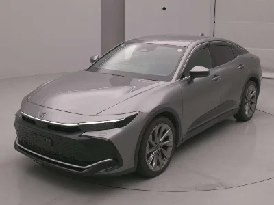 TOYOTA CROWN CROSSOVER