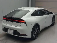 Цена авто Toyota Prius с аукционов Японии, номер кузова MXWH65, пробег 13 000, оценка 1