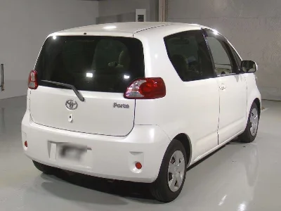 TOYOTA PORTE