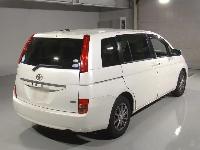 TOYOTA ISIS