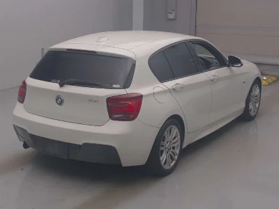 BMW 1 SERIES