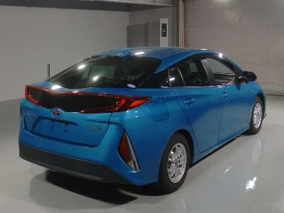 TOYOTA PRIUS PHV