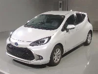 Цена авто Toyota Aqua с аукционов Японии, номер кузова MXPK11, пробег 80 000, оценка 8