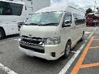 Цена авто Toyota Crown Crossover с аукционов Японии, номер кузова AZSH35, пробег 42 000, оценка 8
