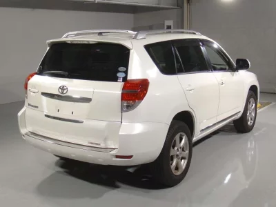TOYOTA VANGUARD