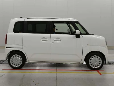 SUZUKI WAGON R SMILE