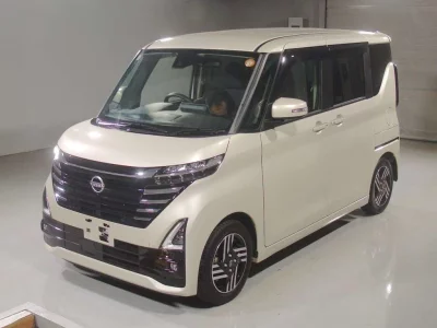 NISSAN ROOX