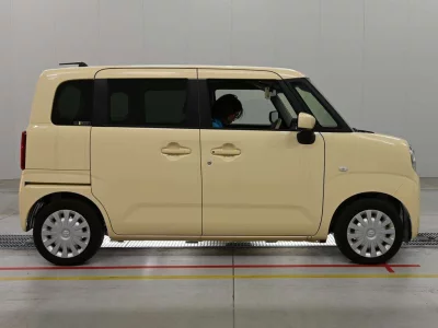 SUZUKI WAGON R SMILE