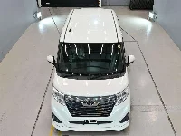 Цена авто Toyota Roomy с аукционов Японии, номер кузова M900A, пробег 181 000, оценка 2