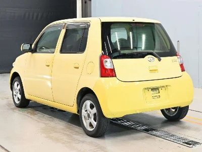 DAIHATSU ESSE