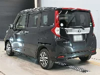 Цена авто Toyota Roomy с аукционов Японии, номер кузова M900A, пробег 260 000, оценка 2