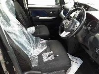 Цена авто Toyota Roomy с аукционов Японии, номер кузова M900A, пробег 260 000, оценка 2
