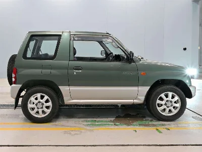 MITSUBISHI PAJERO MINI