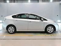 Цена авто Toyota Prius с аукционов Японии, номер кузова ZVW30, пробег 36 000, оценка 8