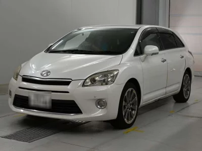 TOYOTA MARK X ZIO