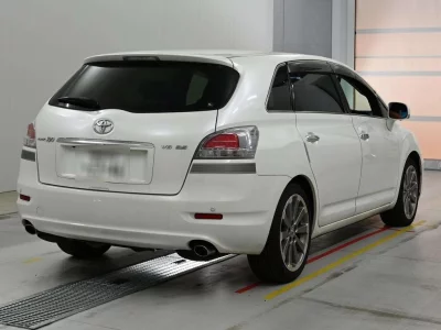TOYOTA MARK X ZIO