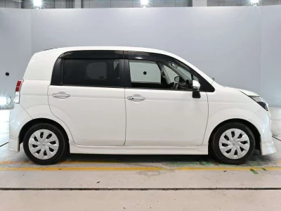 TOYOTA SPADE