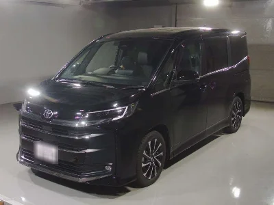 TOYOTA NOAH