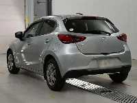 Цена авто Mazda Mazda2 с аукционов Японии, номер кузова DJLFS, пробег 112 000, оценка 8