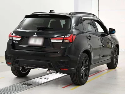 MITSUBISHI RVR