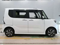 Цена авто Daihatsu Tanto с аукционов Японии, номер кузова LA660S, пробег 4 000, оценка 6