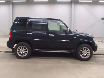 MITSUBISHI PAJERO IO