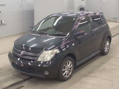 TOYOTA IST