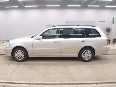 TOYOTA CROWN ESTATE