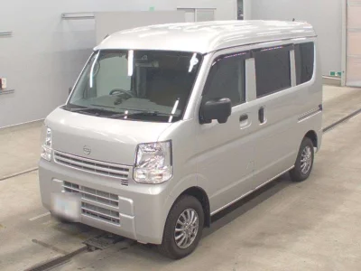 NISSAN CLIPPER VAN