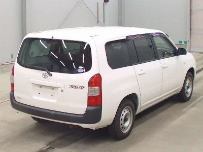 TOYOTA SUCCEED