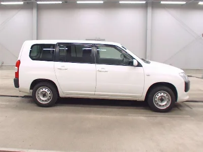 TOYOTA SUCCEED